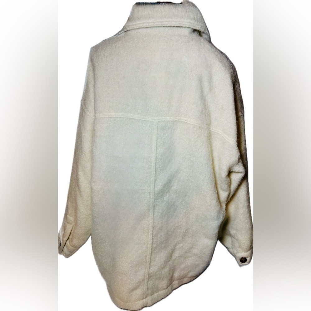 Universal Thread Cream Button-Front Shacket with Patch Pockets - Picture 3 of 6